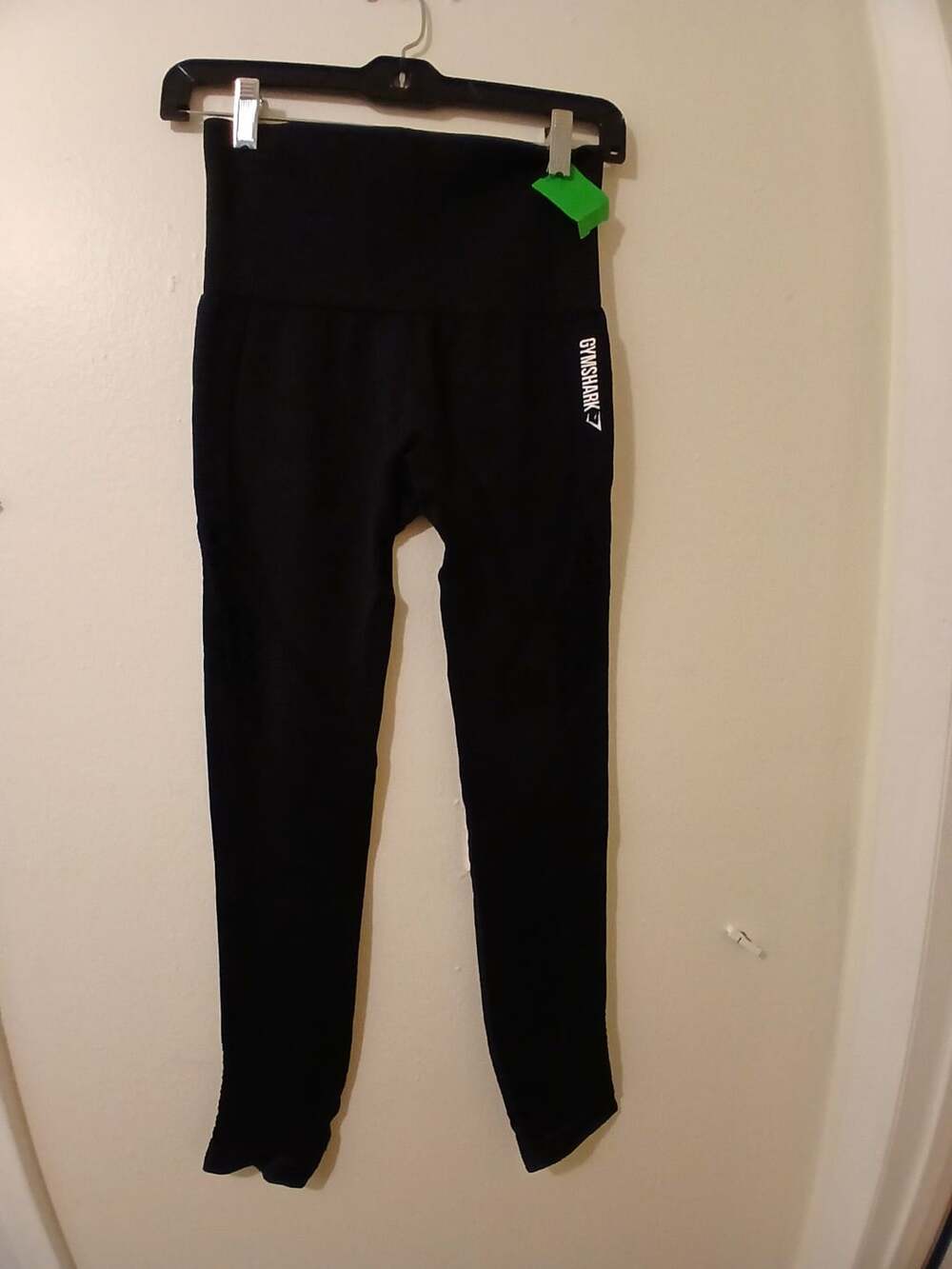 Gymshark seamless cropped legging Sz S ,M Black